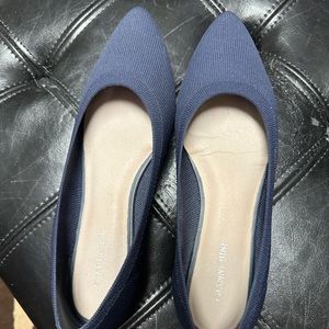 Cloth flats
